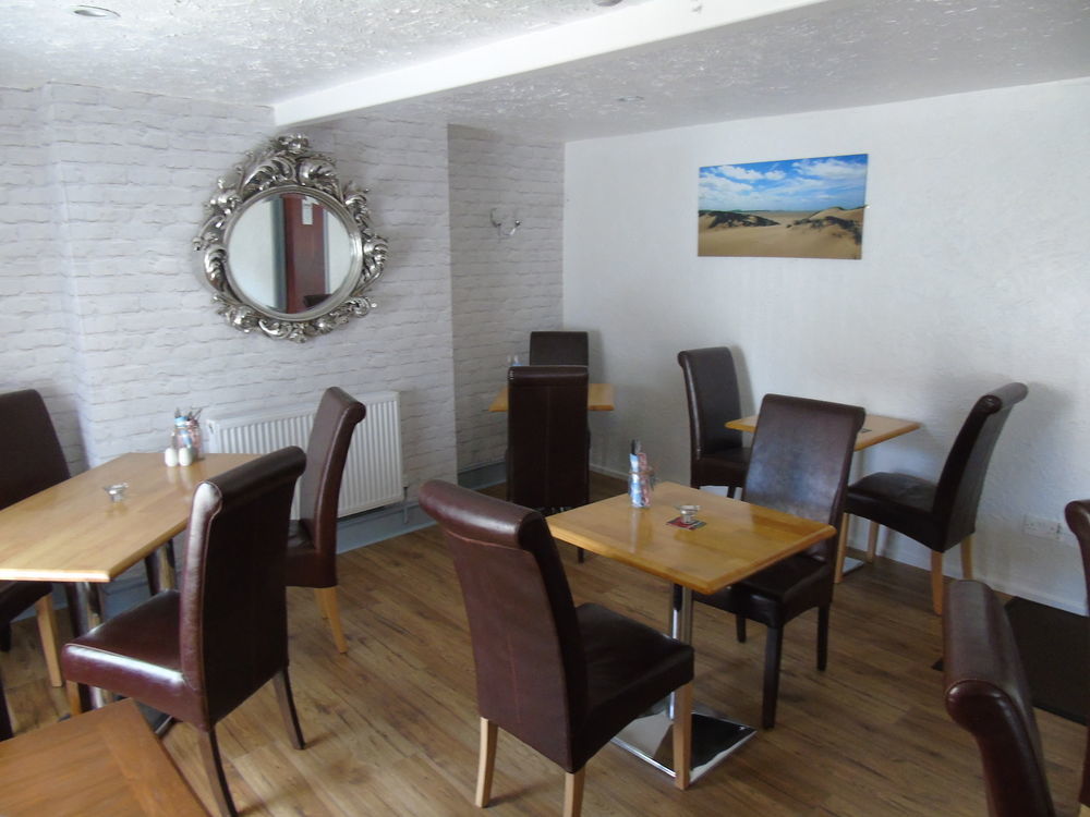 The Pembrey Country Inn Εξωτερικό φωτογραφία