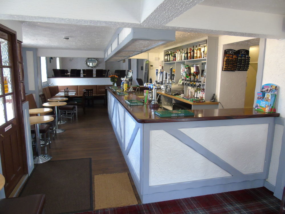 The Pembrey Country Inn Εξωτερικό φωτογραφία